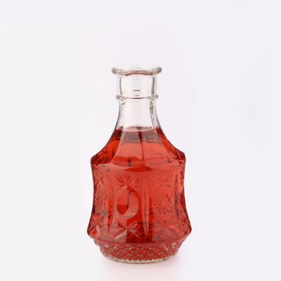 Custom Design unique shape crystal 500ml glass liquor bottle 