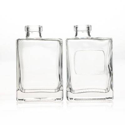 New Design 300ml Special Special Wry Neck Square Shaped Beverage Juice Bottles Glass Spirit Bottle Wholesale