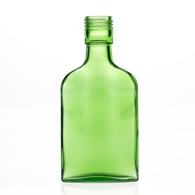 Custom Design 200ml 7oz Flat Square Green Glass Spirit Bottles Empty Liquor Whisky Bottle with Aluminum cap