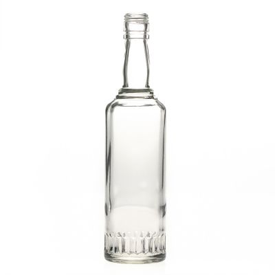 New Design Fancy Flint Glass Spirit Bottles 530 ml Whisky Vodka Wine Bottles with Shrink Aluminum Cap 