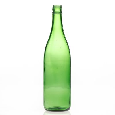 Wholesale Round Green Coloured 750 ml Spirit Liquor Bottles Empty Glass Wine Bottles with Shrink Plastic Lids 