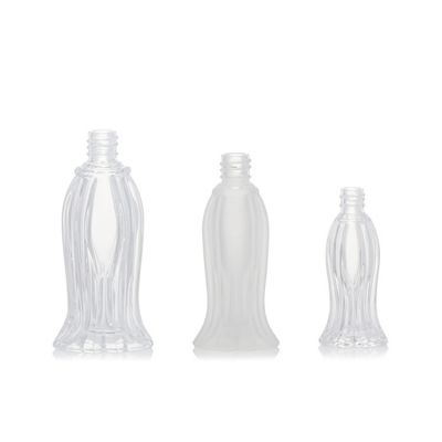 Shaped perfume glass bottle with plastic pump sprayer 