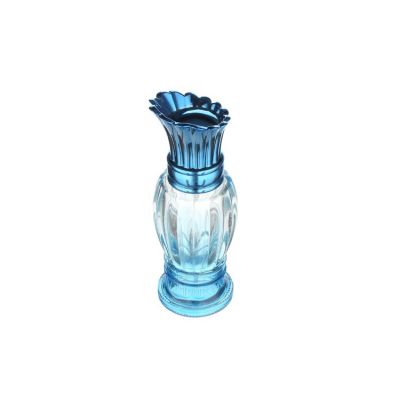 New 50ml luxury empty glass perfume bottle,custom spray glass bottle with flower-shaped cap 