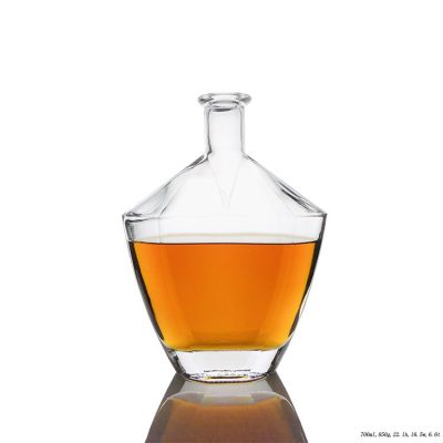 Factory Price 700ml Flat Shape Glass Bottle for Brandy Gin Liquor 