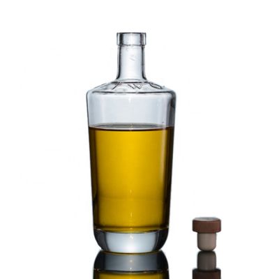 700ml glass liquor bottle emboss glass wine bottles vodka glass bottles with cork 