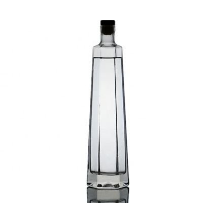Hexagon Shape 650ml Vodka tequila whisky glass bottle in fashion style 