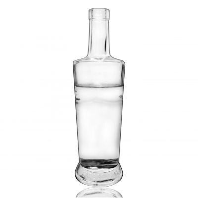 750ml 700ml 650ml Clear Glass Liquor Spirit Bottle for Vodka 