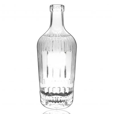 Fashion Designn Premium 0.7l Crystal Flint Glass Manufacturing Liquor Print 700ml Person Rum Bottle 