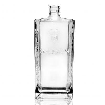 Liquor square bottle for wine Empty glass liquor bottle 700ml in carving patterns 