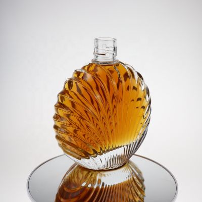 700ML Round Flat Body Thick Bottom Spirits/Whiskey/XO Glass Bottle