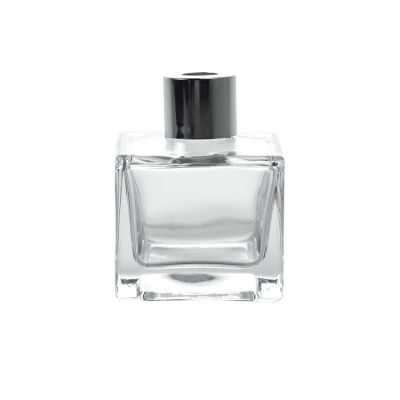 80ml square shape 24mm neck glass perfume diffuser bottle for hotel lobby 