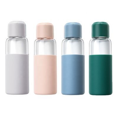 Portable borosilicate glass water bottle silicone sleeve 