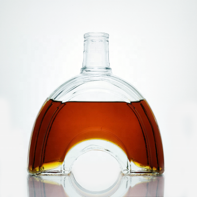 Camber Shape Embossed XO Cognac Bottle 700ml Clear Cork Stopper Fancy Personalized 70cl Empty Glass Bottle For Liquor