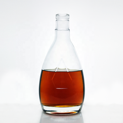 Brandy Shape Cork Top Luxury Good Quality 750ml Alcoholic Beverage Bottle 700ml Glass Bottles for Liquor