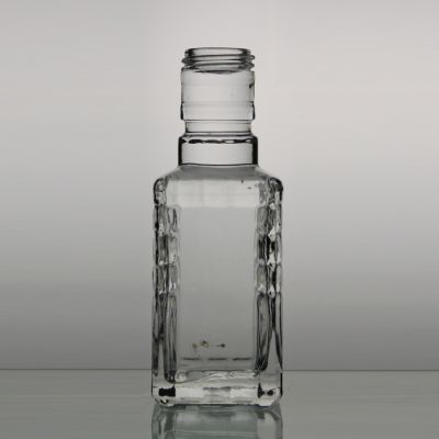 750ml Transparent Small Crystal 500ml Vodka White Spirit 700ml Whiskey Decanter Alcohol Glass Bottle 100ml 