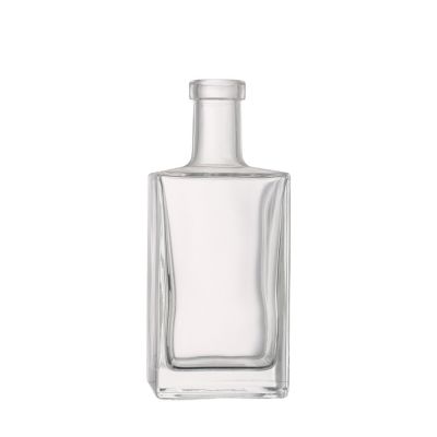 Factory Price Square High Quality 500 ml Liquor Glass Wine Bottles With Cork