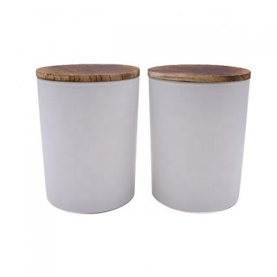  wholesale 650ml big size white color paint tall glass candle vessel with wooden lid