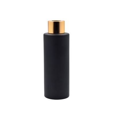 Luxury home fragrance bottle attar diffuser bottle in black color