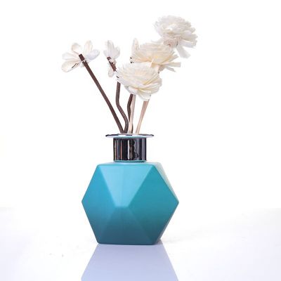 art colorful luxury hotel home room car 200ml glass decorative diffuser bottles