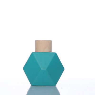 200ml High Quality matte blue Polyhedral Shaped aroma fragrance diffuser glass bottle 