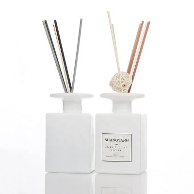 small fragrance diffuser bottle glass reed diffuser container sets 