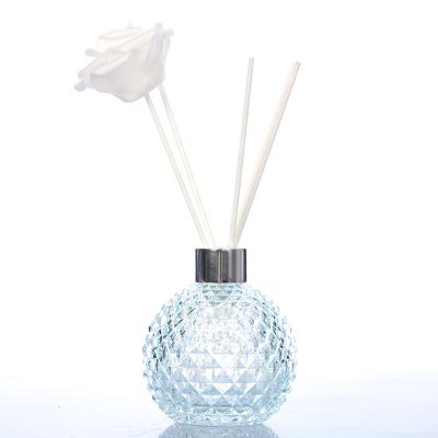 New Style 200ml Sky Blue Round Ball shape Crystal Glass Aromatherapy Diffuser Bottle With Screw Cap 