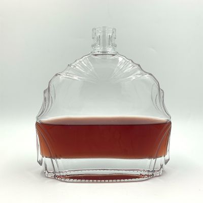 700ml Transparent Special Design Spirit Wine Glass Bottle For Liquor