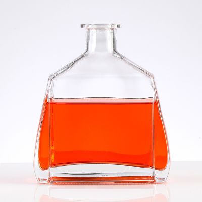 High-end custom 700ml stylish Cognac XO glass bottle brandy glass bottle
