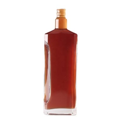 China Hot Sale Design Empty Glass Liquor Bottle 750ml Rectangular Flat Bottle For Wholesale 