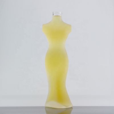 Frosted Elegant Design Women Body Shape Spirits Liquor Glass Bottle 500ml For Corks 