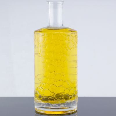 Custom Embossed Design Labels 750ml Vodka Glass Bottles With Corks
