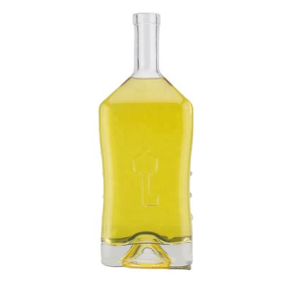 750ml Fashion Emboss Design Square Shape Super Flint Liquor Spirits Vodka Whiksey Brandy Glass Bottle With Cork Top