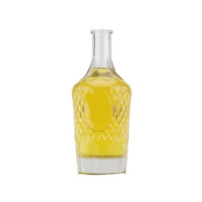 Custom Unique Creative Design Delicate Emboss Empty Liquor Spirits Gin Vodka Whiskey Glass Bottle With Cork Top 750ml 700ml