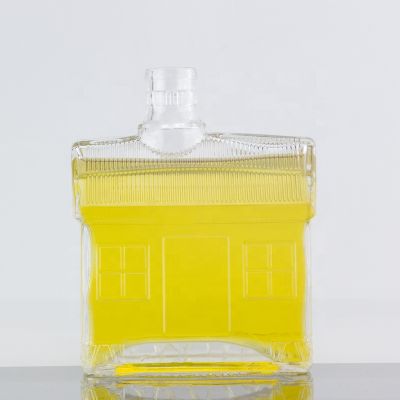 Customized House Shape Super Flint Glass Bottle With Embossing 500 Ml Spirit Liquor Bottle 
