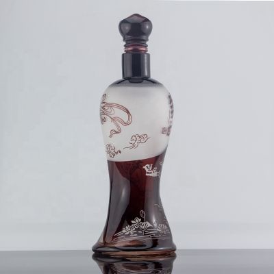 Chinese Style Elegant Unique Shape 500ml Liquor Glass Bottle Decal Design 