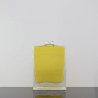 High Quality Square Shape Thick Bttom Super Flint Glass Vodka Bottle 500ml For Corks 