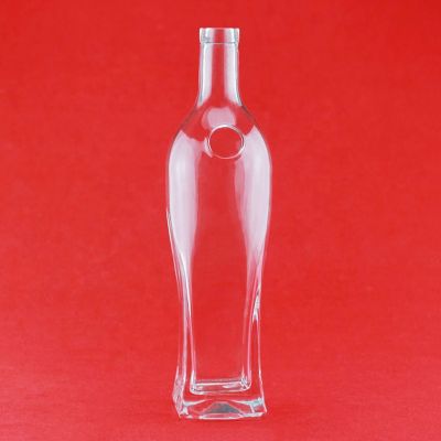 High Quality Custom Made 750ml vodka glass bottle rum whisky bottle with cork