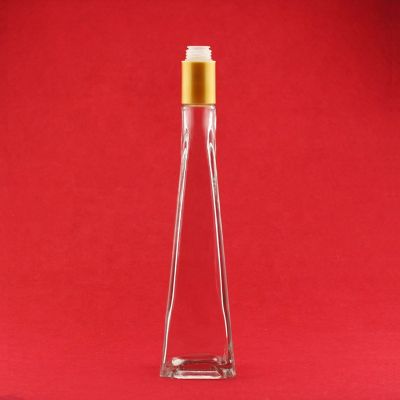 Triangle Shape Glass Bottle Small Glass Bottle Manufacturer Empty Gin Bottle With Lid 