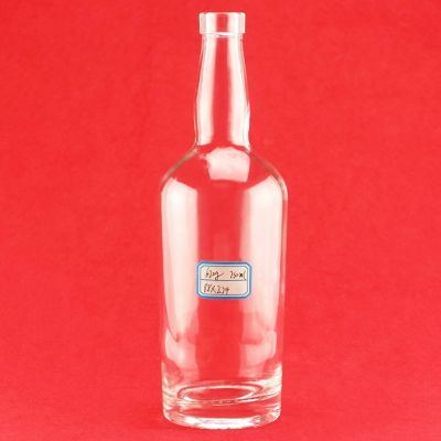 Hot Selling OEM Premium Quality 750ml Whiskey Glass Bottle With Screw Cap China 
