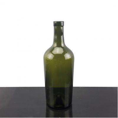 Standard Glass Bottle Dark Green Classical Design Glass Wine Bottle With Wooden Corks 