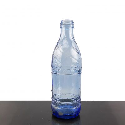 Fashion Design Glass Bottle Elegant Spray Blue Color Vodka Glass Bottle With Competitive Price 