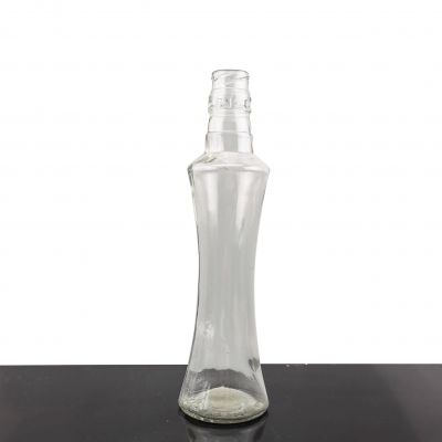 Exquisite Design Clear Glass Bottle Unique Shape Elegant Vodka Glass Bottle With Competitive Price 