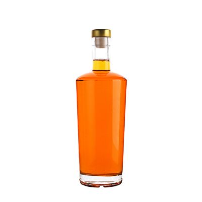 China factory creative Best selling 700 ml glass wine liquor bottle with stopper