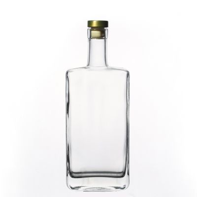 Hot Selling Wholesale Empty Liquor Wine Crystal Clear Spirit Glass Bottle with Lids 