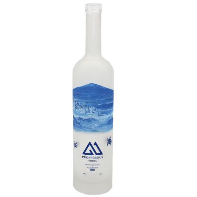 wholesale small liqour 700ML spray color vodka glass bottle