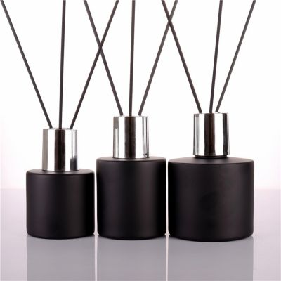 Wholesale 200ml black empty round reed diffuser glass bottle for fragrance
