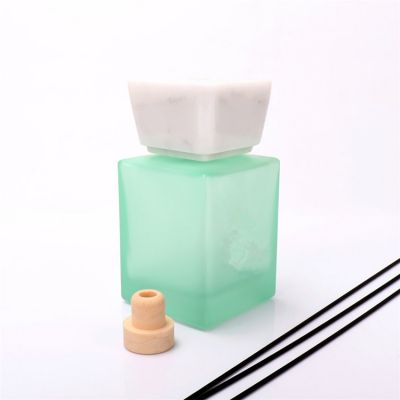 Classic Square 500ml Spring Green Empty Glass Reed Diffuser Bottles For Fragrance