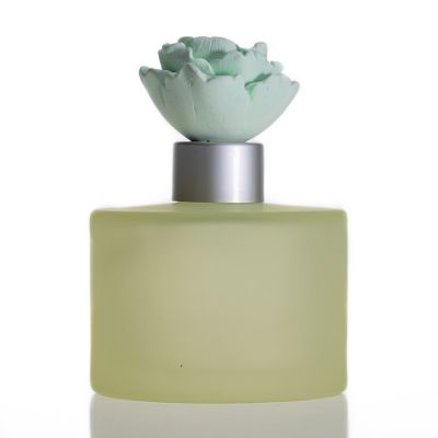 Green color aroma diffuser bottle 200ml glass diffuser bottles with gypsum flower