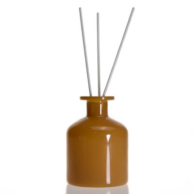 Yellow colored perfume fragrance bottles 250ml diffuser bottles with diffuser sticks