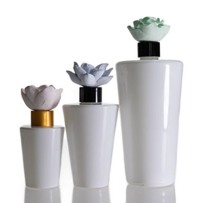 Wholesale glass fragrance bottle 90ml 200ml 500ml white diffuser bottles